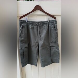 H&M Men's Olive Cargo Shorts